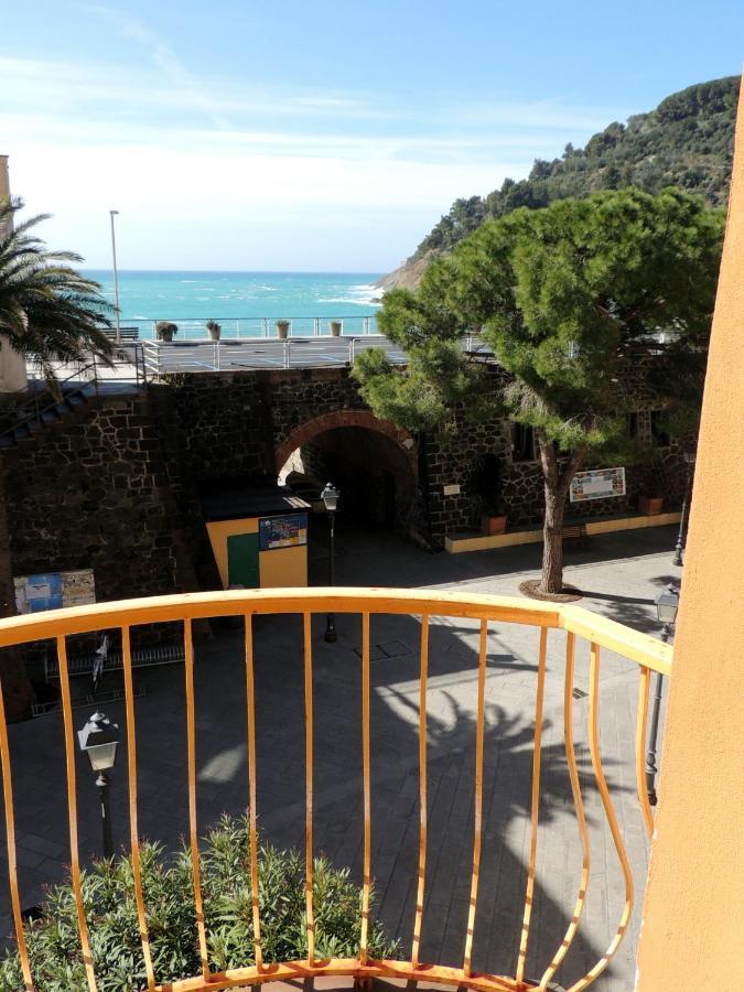 La Porta Delle 5 Terre Trilocali Apartment Bonassola Luaran gambar