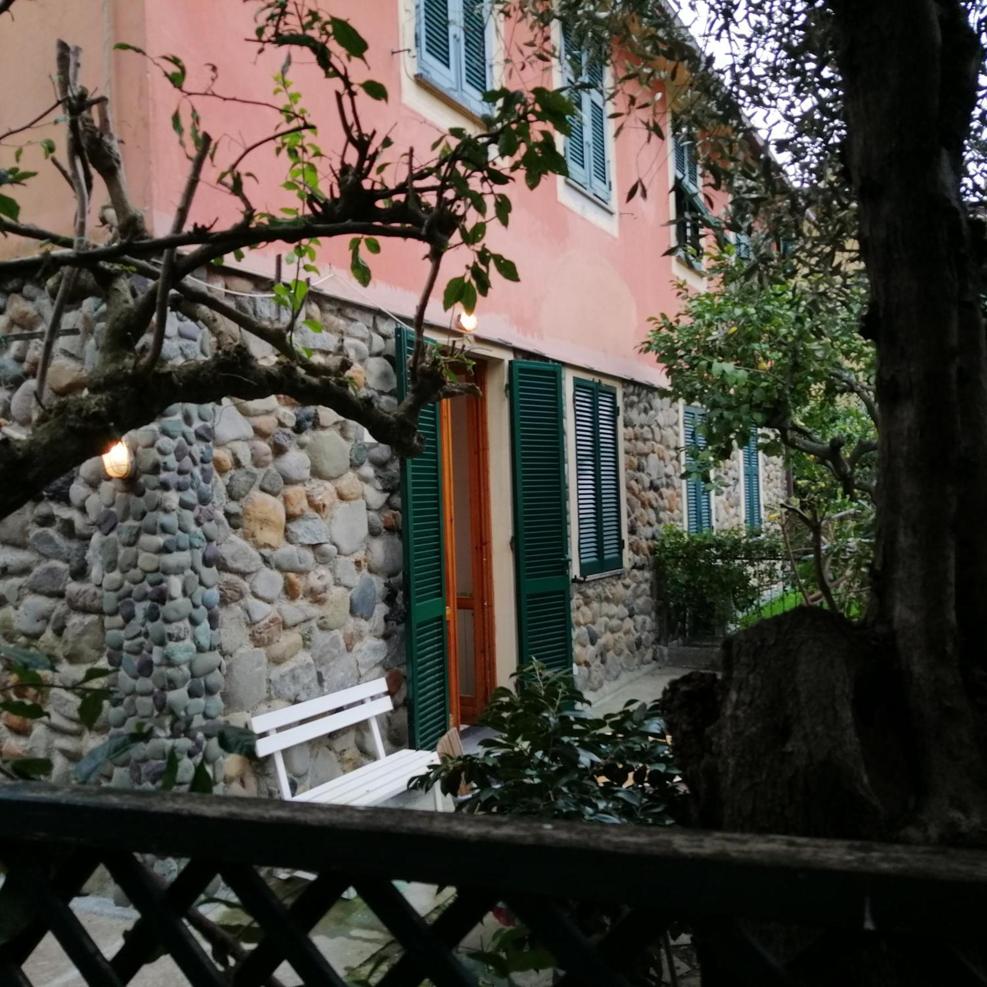 La Porta Delle 5 Terre Trilocali Apartment Bonassola Bilik gambar